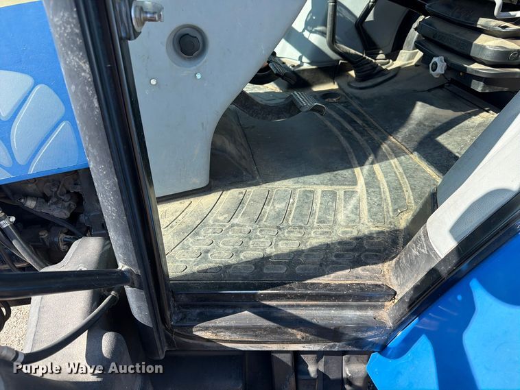 image for item FK3878 2012 New Holland T5070 MFWD tractor