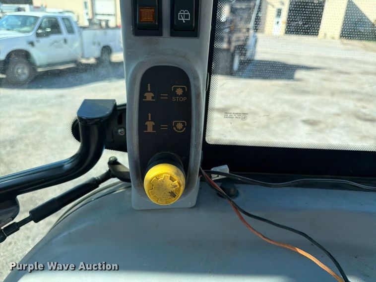 image for item FK3878 2012 New Holland T5070 MFWD tractor