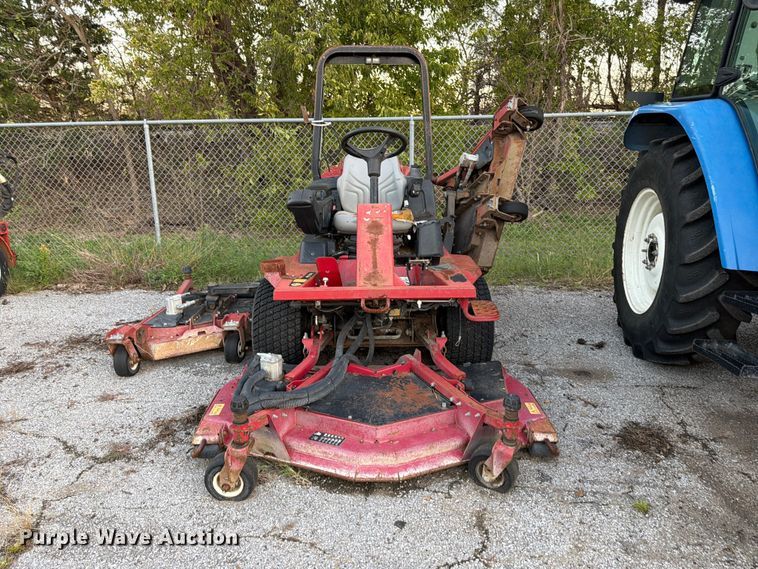 image for item FK3879 2010 Toro 4000-D lawn mower