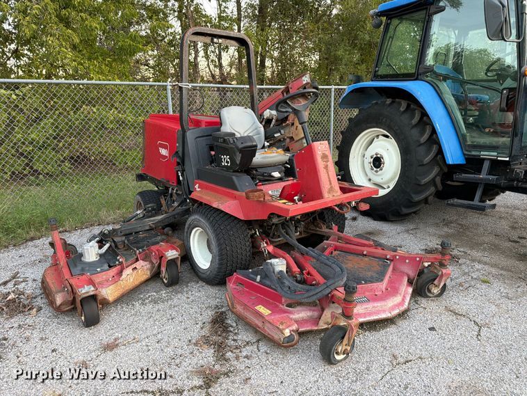image for item FK3879 2010 Toro 4000-D lawn mower