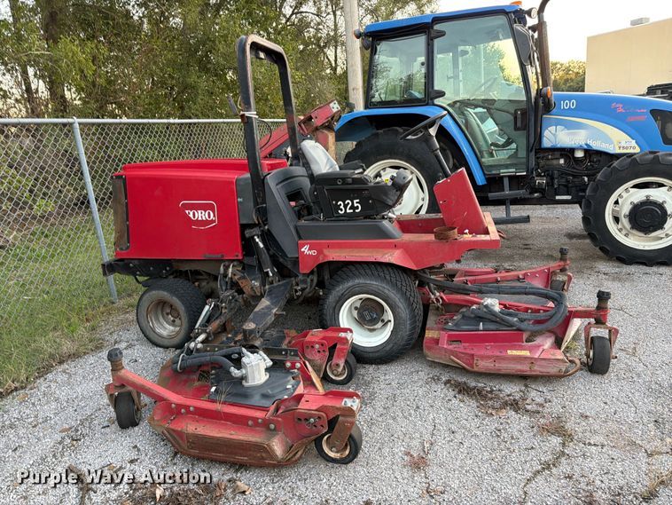 image for item FK3879 2010 Toro 4000-D lawn mower