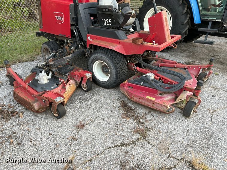 image for item FK3879 2010 Toro 4000-D lawn mower
