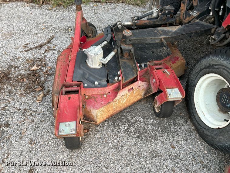 image for item FK3879 2010 Toro 4000-D lawn mower