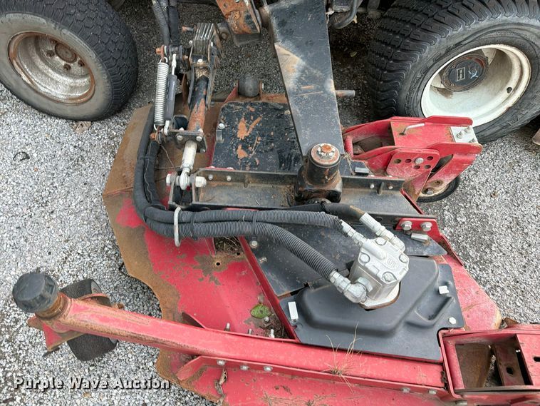 image for item FK3879 2010 Toro 4000-D lawn mower