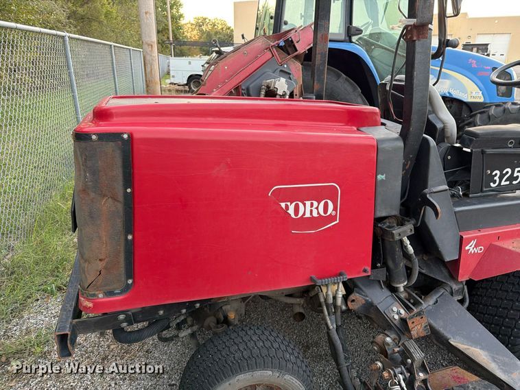 image for item FK3879 2010 Toro 4000-D lawn mower