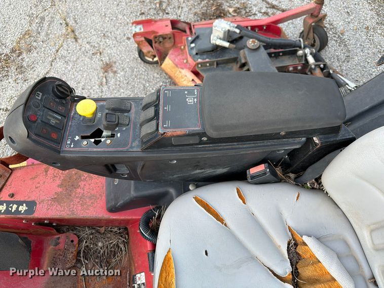 image for item FK3879 2010 Toro 4000-D lawn mower
