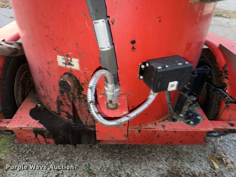 image for item FK3880 2012 Crafco Super Shot 125D melter applicator