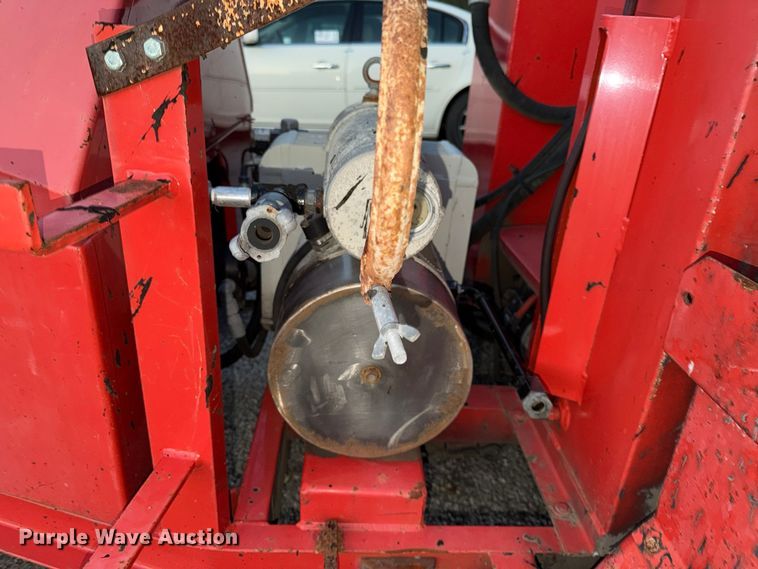 image for item FK3880 2012 Crafco Super Shot 125D melter applicator