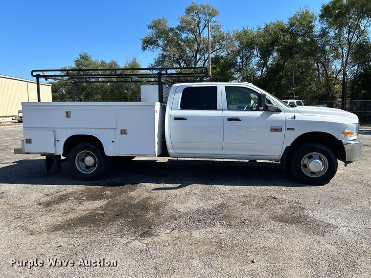 image for item FK3881 2011 Dodge 3500HD Crew Cab utility bed pickup truck