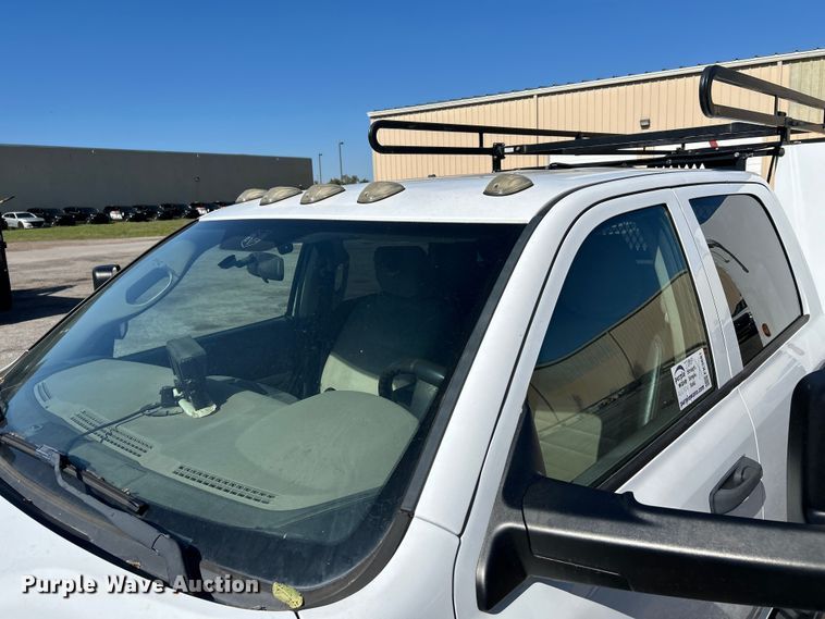 image for item FK3881 2011 Dodge 3500HD Crew Cab utility bed pickup truck