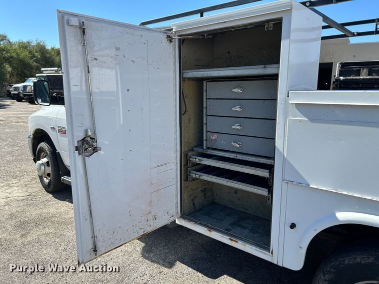 image for item FK3881 2011 Dodge 3500HD Crew Cab utility bed pickup truck