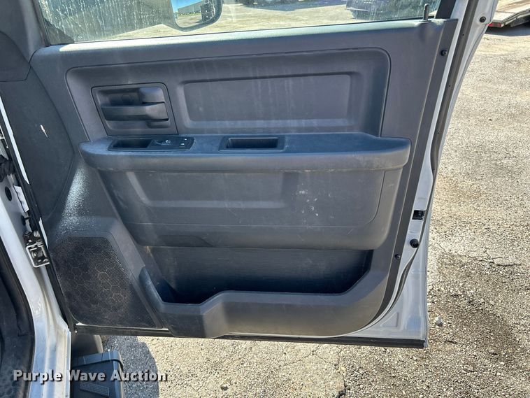 image for item FK3881 2011 Dodge 3500HD Crew Cab utility bed pickup truck
