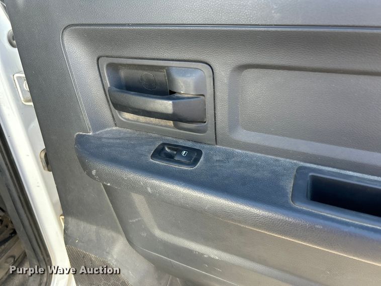image for item FK3881 2011 Dodge 3500HD Crew Cab utility bed pickup truck