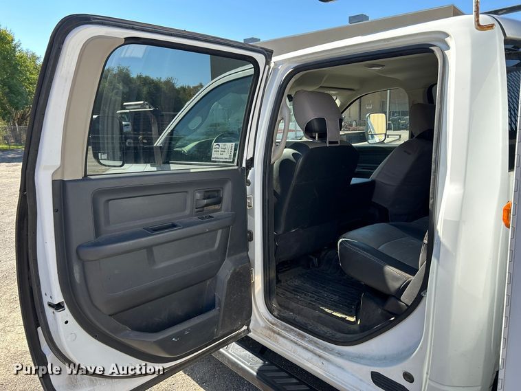 image for item FK3881 2011 Dodge 3500HD Crew Cab utility bed pickup truck