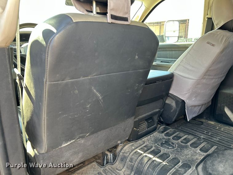 image for item FK3881 2011 Dodge 3500HD Crew Cab utility bed pickup truck