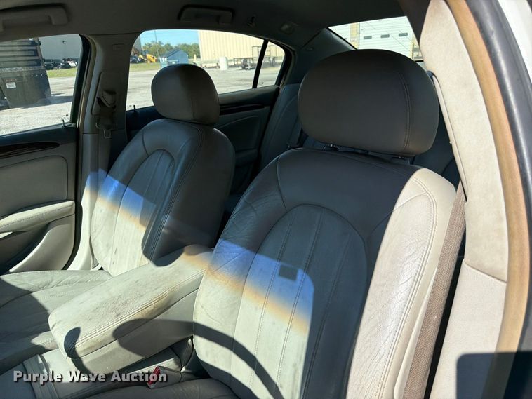 image for item FK3882 2007 Buick Lucerne 