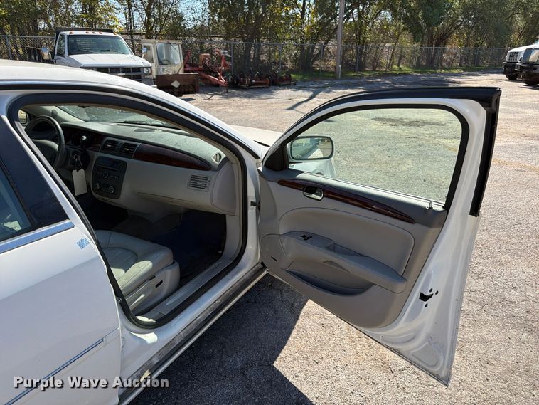 image for item FK3882 2007 Buick Lucerne 
