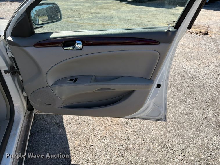 image for item FK3882 2007 Buick Lucerne 