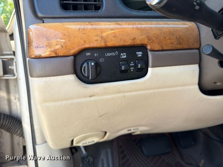 image for item FK3883 2001 Lincoln Continental 