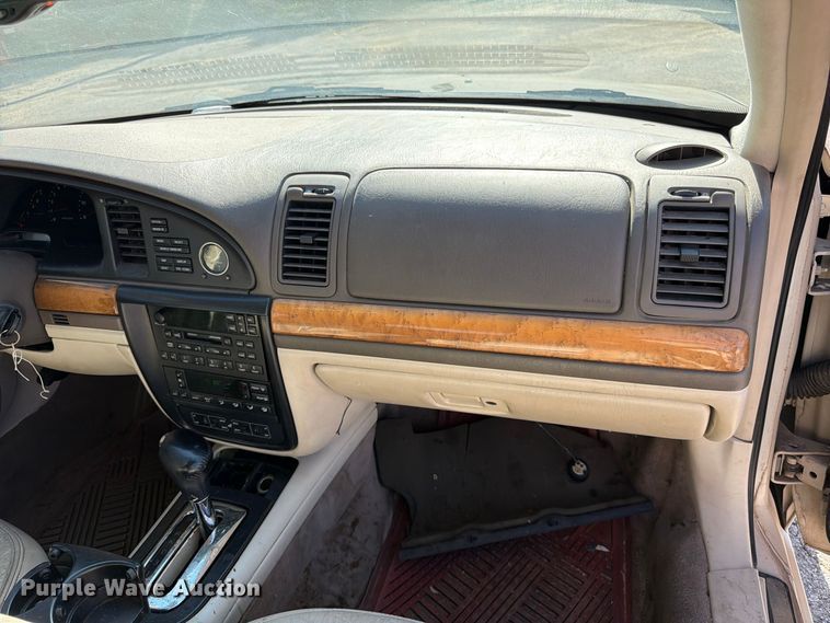 image for item FK3883 2001 Lincoln Continental 