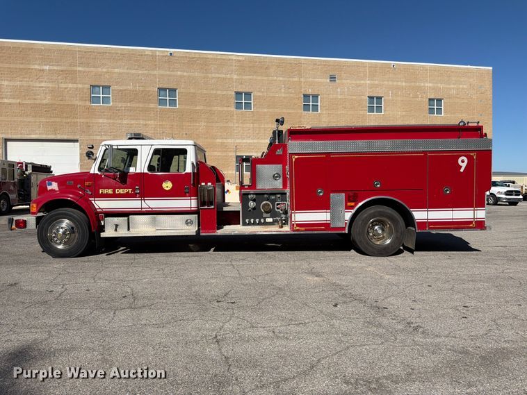 image for item FK3885 1997 International 4900 pumper fire truck