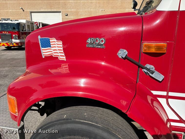 image for item FK3885 1997 International 4900 pumper fire truck