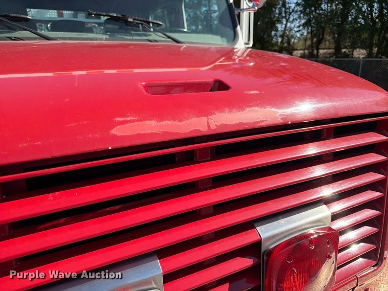 image for item FK3885 1997 International 4900 pumper fire truck