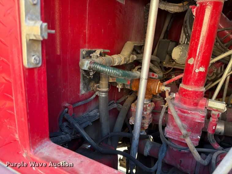 image for item FK3885 1997 International 4900 pumper fire truck