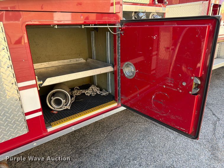 image for item FK3885 1997 International 4900 pumper fire truck
