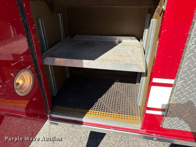 image for item FK3885 1997 International 4900 pumper fire truck
