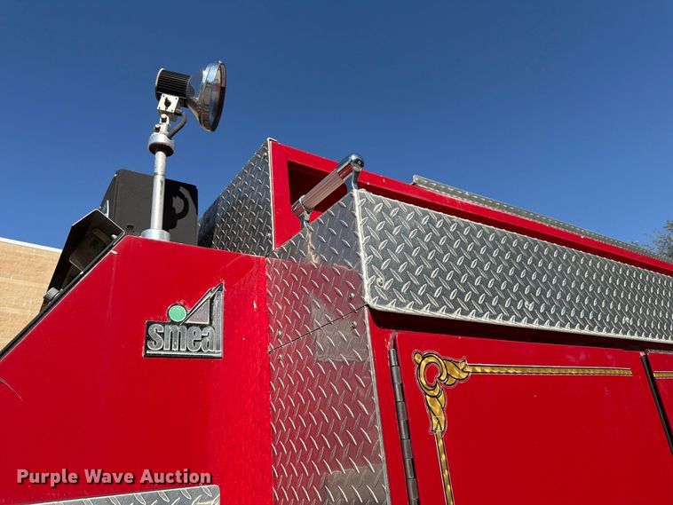image for item FK3885 1997 International 4900 pumper fire truck