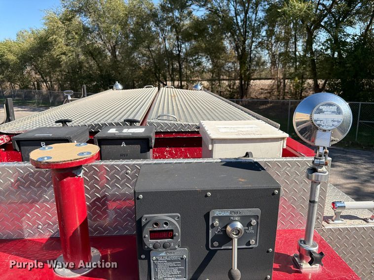 image for item FK3885 1997 International 4900 pumper fire truck