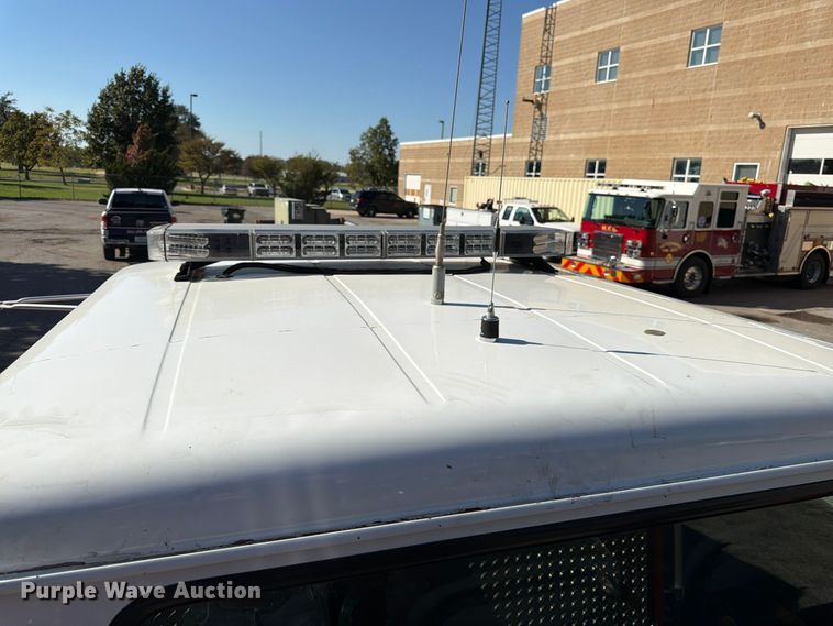 image for item FK3885 1997 International 4900 pumper fire truck