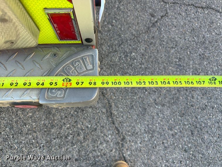 image for item FK3885 1997 International 4900 pumper fire truck