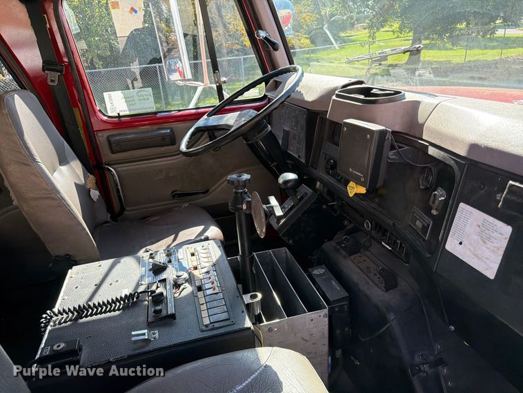 image for item FK3885 1997 International 4900 pumper fire truck