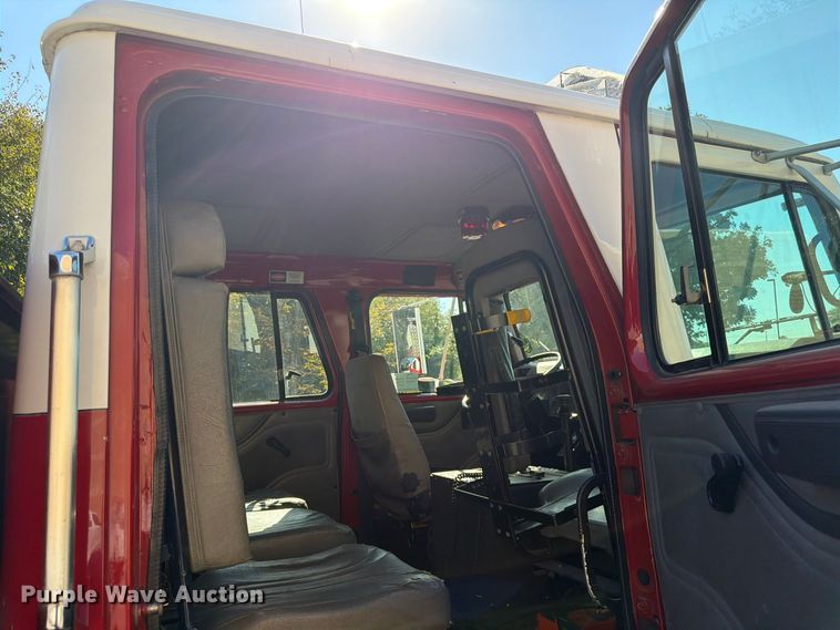 image for item FK3885 1997 International 4900 pumper fire truck