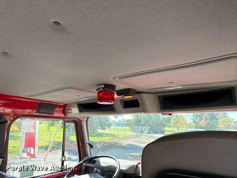 image for item FK3885 1997 International 4900 pumper fire truck