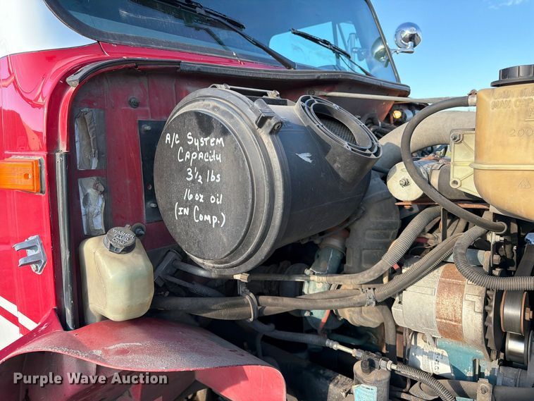 image for item FK3885 1997 International 4900 pumper fire truck