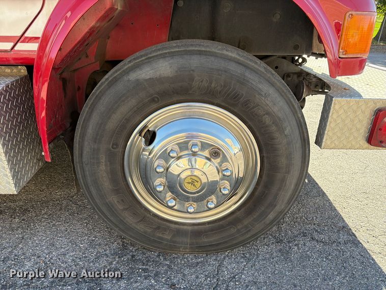 image for item FK3885 1997 International 4900 pumper fire truck