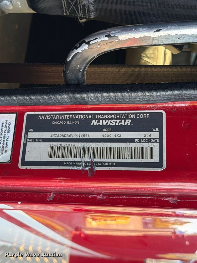 image for item FK3885 1997 International 4900 pumper fire truck