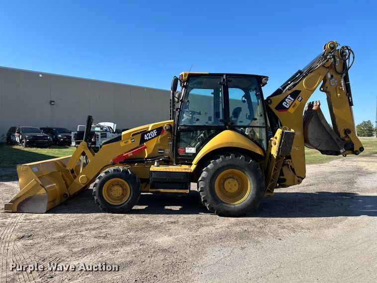 image for item FK3890 2015 Caterpillar 420F backhoe