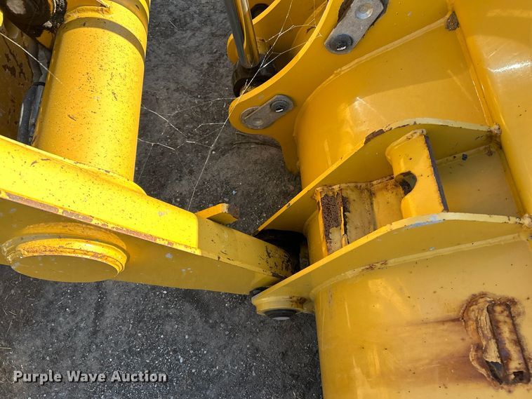 image for item FK3890 2015 Caterpillar 420F backhoe