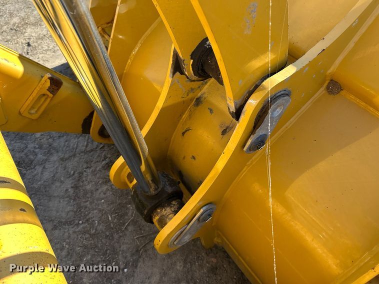 image for item FK3890 2015 Caterpillar 420F backhoe