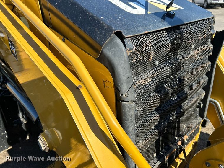image for item FK3890 2015 Caterpillar 420F backhoe