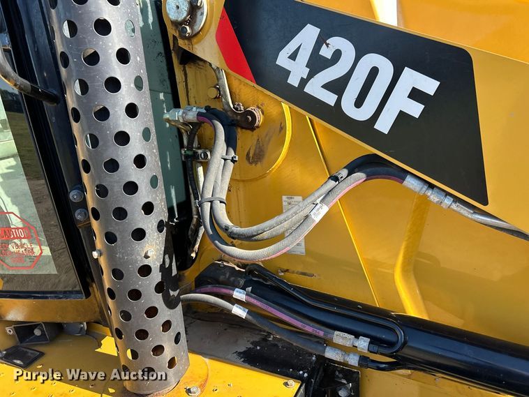 image for item FK3890 2015 Caterpillar 420F backhoe