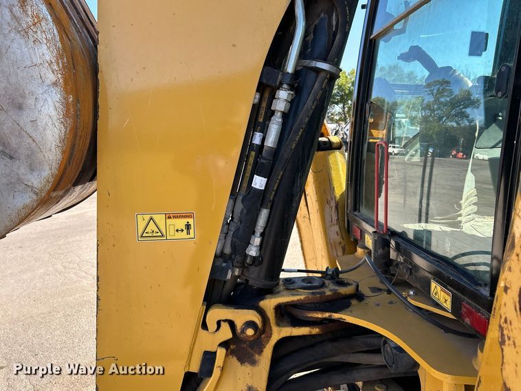 image for item FK3890 2015 Caterpillar 420F backhoe