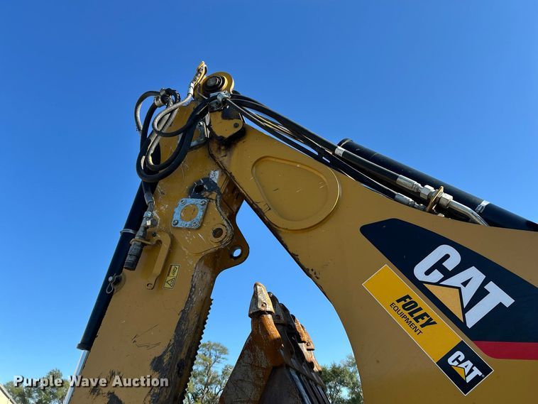 image for item FK3890 2015 Caterpillar 420F backhoe
