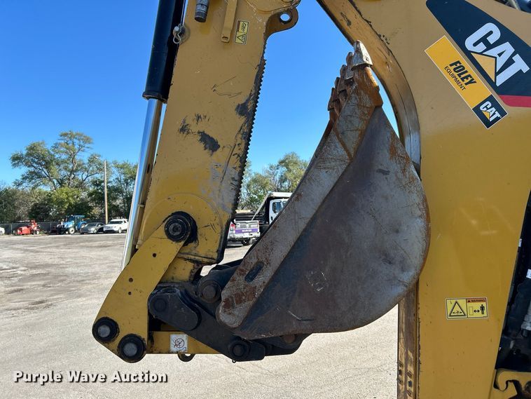 image for item FK3890 2015 Caterpillar 420F backhoe