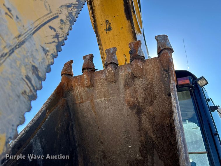 image for item FK3890 2015 Caterpillar 420F backhoe