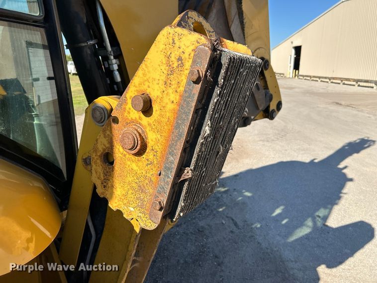 image for item FK3890 2015 Caterpillar 420F backhoe